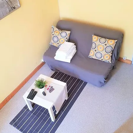 Appartement Face Gares : Studio Calme Pour 3tram A B #f0 *